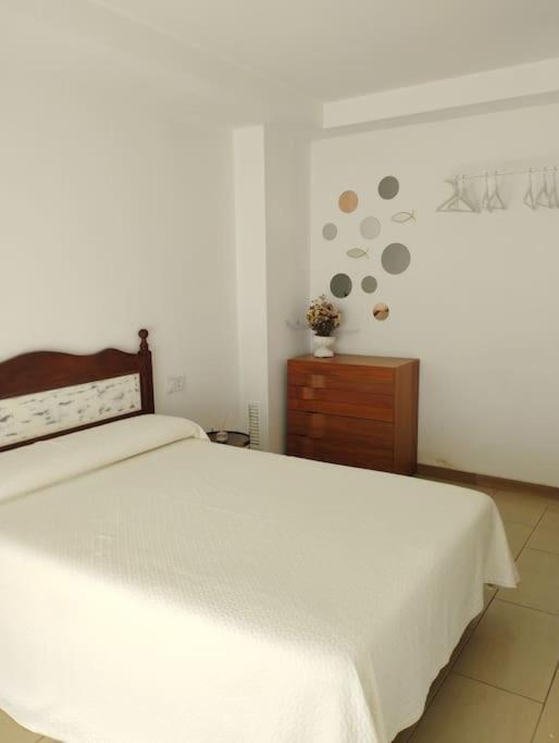 Cozy Flat With Terrace Appartement Palamós Buitenkant foto